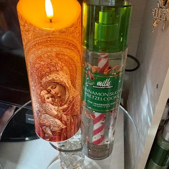 Bath & Body Works Other - Bath & Body Works Cinnamon Sugar Pretzel Cookie Mist with Green Cap